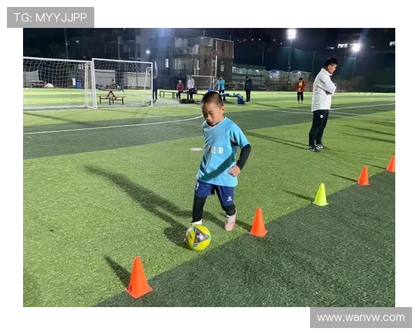 足球训练中的基础技巧与实战应用