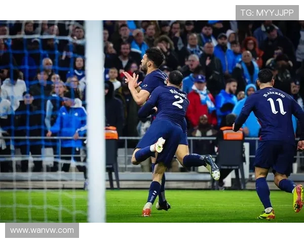 马赛有望缩小与巴黎圣日耳曼法甲积分差距的潜力与挑战分析